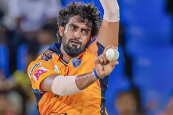 Sonu Yadav took hattrick। आरसीबी के गेंदबाज ने टी20 में ली हैट्रिक