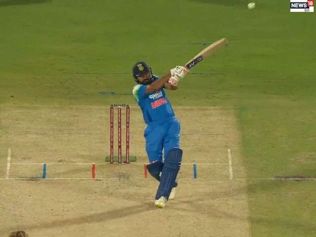 Rohit Sharma 650 Sixes: रोहित शर्मा ने वर्ल्ड रिकॉर्ड से मचाया तहलका, इंटरनेशनल क्रिकेट में ऐसा करने वाले बने दुनिया के पहले बल्लेबाज